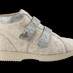 LucRo Classic Women - HANNI — Women in Dubai | Steps Creators UAE